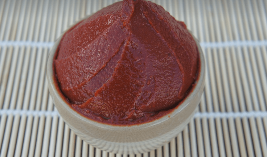 고추장,고추,메주,찹쌀,엿기름,숙성,캡사이신,쌈장,비빔밥