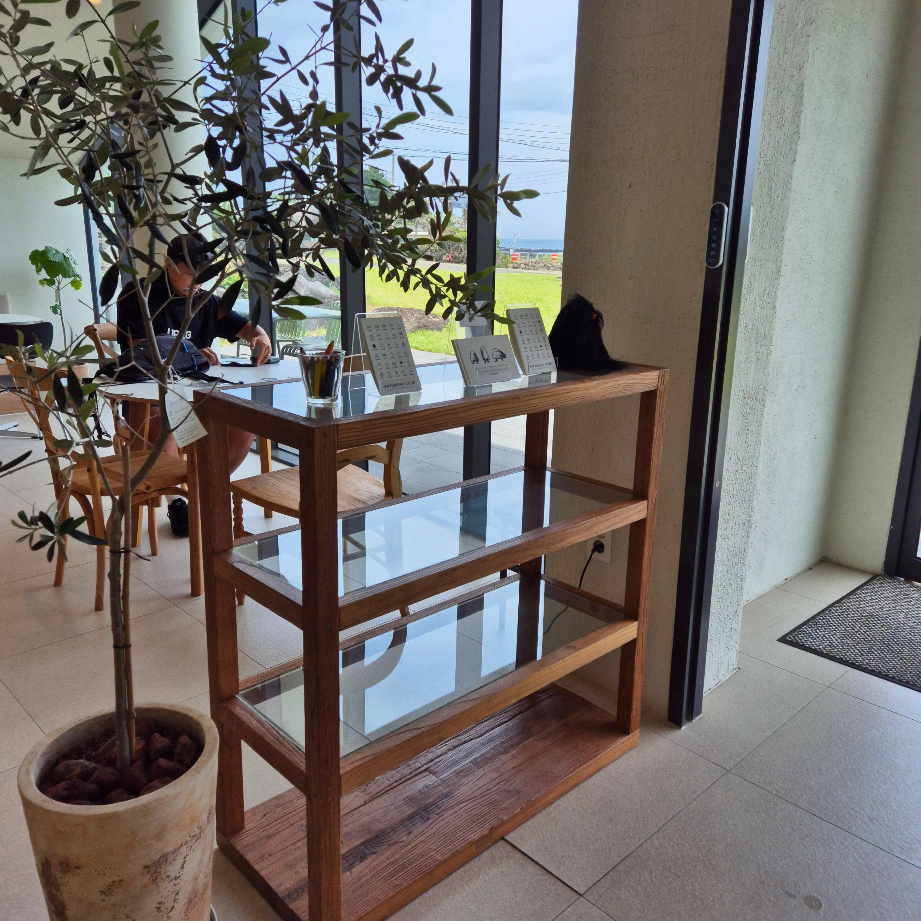 제주 바투모루 카페&amp;#44; 하도해수욕장 카페&amp;#44; 제주 당근주스&amp;#44; 제주 한라봉 케이크&amp;#44; 제주 아이스아메리카노&amp;#44; 제주 뷰맛집&amp;#44; 구좌 카페&amp;#44; 제주 브루잉카페&amp;#44; 제주 디저트카페&amp;#44; 제주 카페 추천