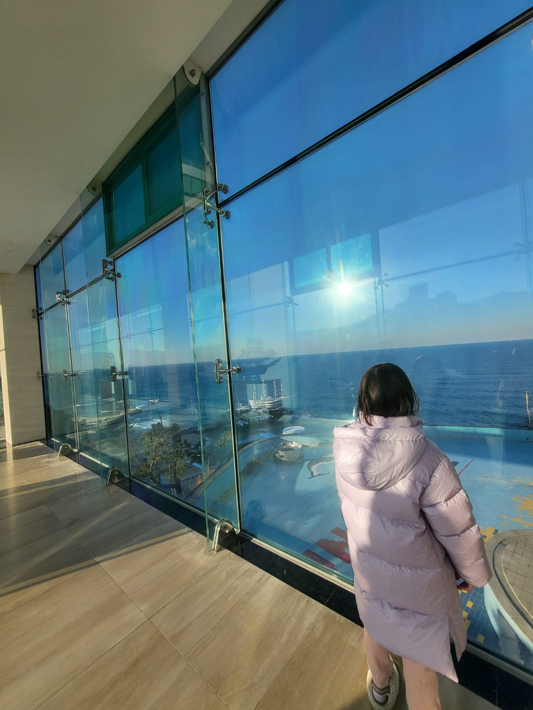 정동진 썬크루즈 리조트: 숙박 없이 100% 즐기기! 조각공원 입장료 환급 팁과 레스토랑 이용 후기(회전 레스토랑 가격정보)