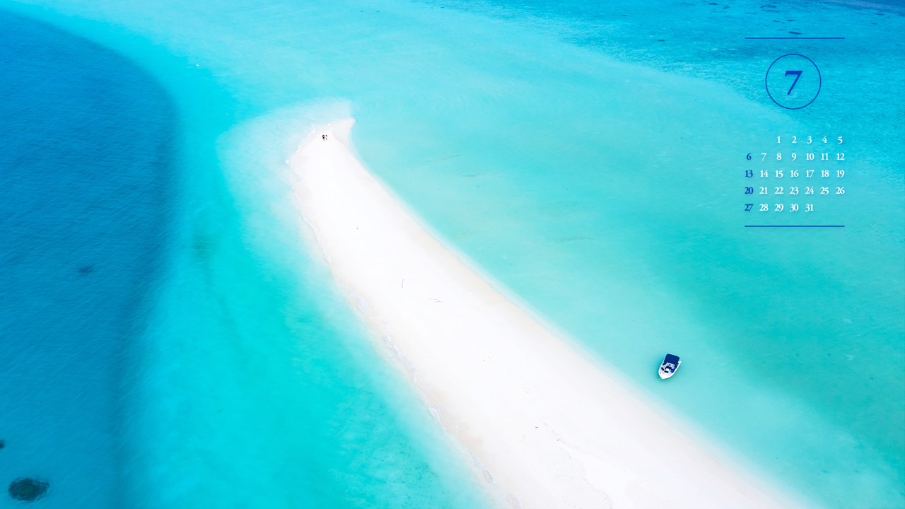 07 몰디브 바다 A - 2025년7월 노트북배경화면