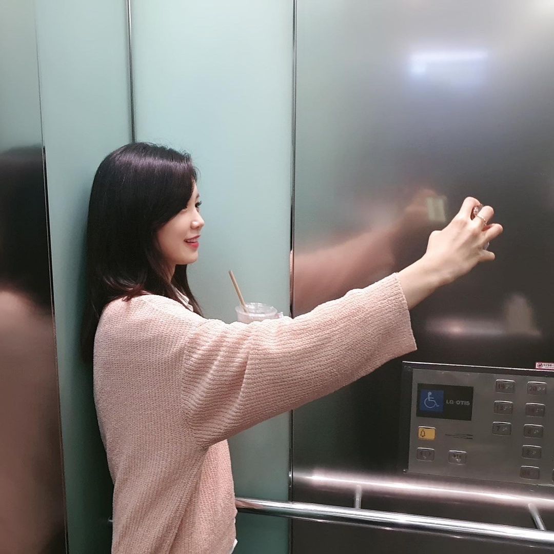 좋아요가 7000개 정도는 나올법한 장예원