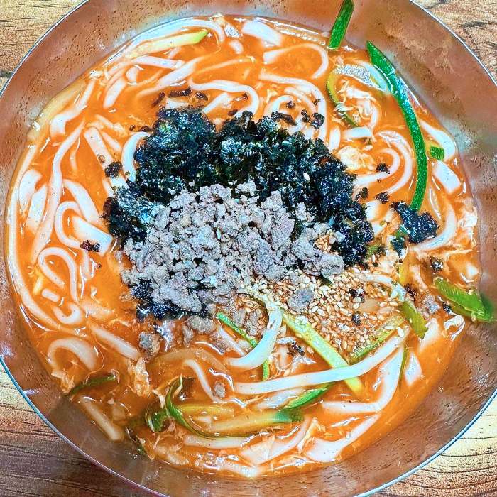 김창옥 전참시 윤두준 줄서는 칼국수집 장칼국수 강릉 맛집