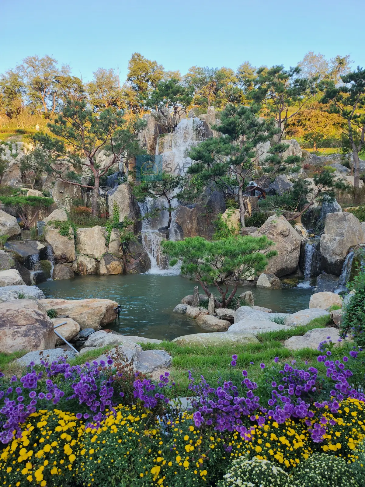 피나클랜드-국화축제-폭포