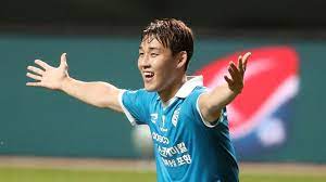 미드필더 송민규