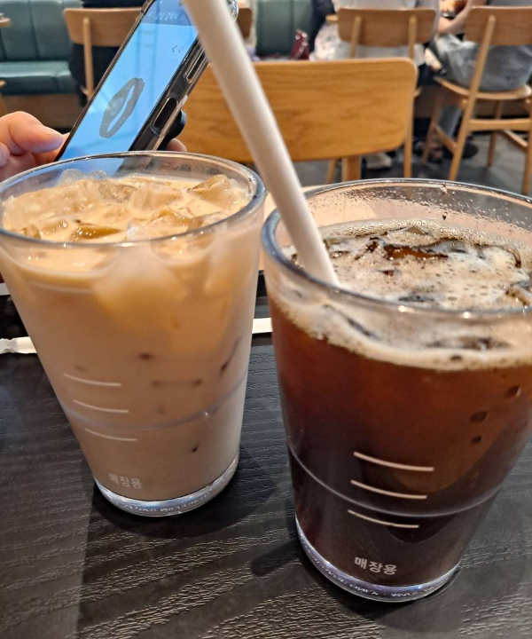 스벅 아이스아메리카노와 라떼