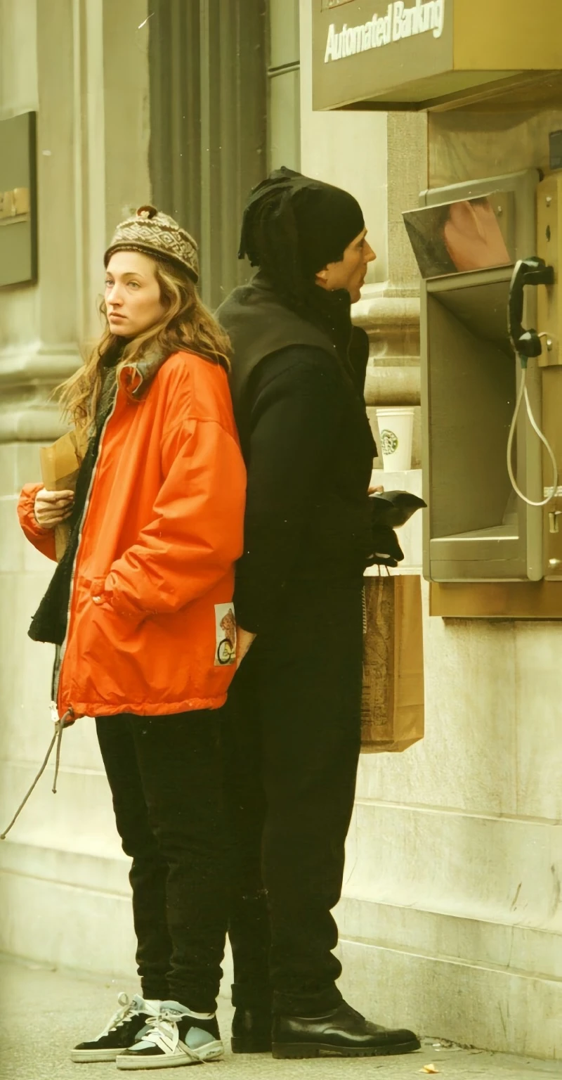 캐롤린베셋&#44;캐롤린베셋케네디&#44;캐롤린청바지&#44;부츠컷진&#44;90년대패션&#44;미니멀리즘룩&#44;콰이어트럭셔리&#44;리바이스517&#44;청바지스타일링&#44;아메리칸러브스토리&#44;HBO드라마&#44;존에프케네디주니어&#44;25년청바지트렌트&#44;레트로패션&#44;벨라하디드패션&#44;셀린느청청&#44;끌로에패션쇼&#44;티스토리패션&#44;트렌드분석&#44;패션아이콘&#44; 올드머니룩