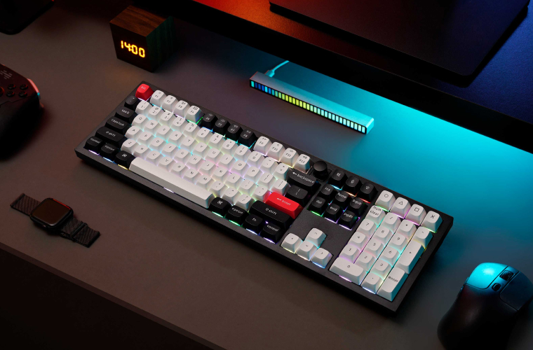 키크론 Q6 HE 책상