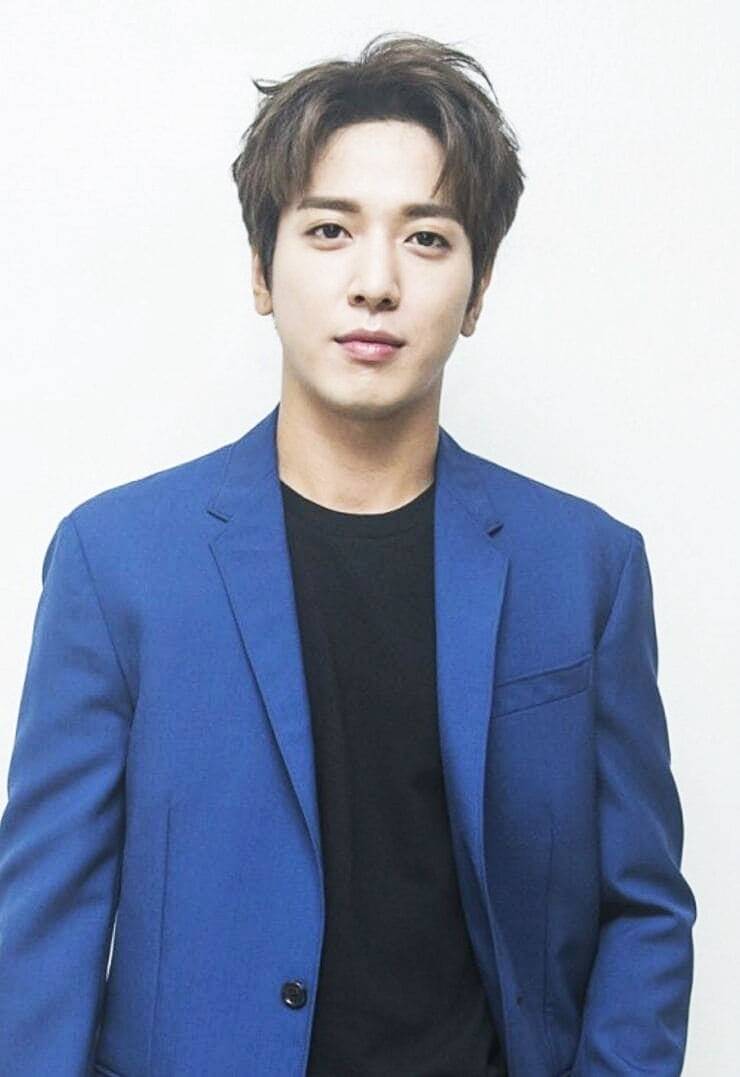 가수-정용화
