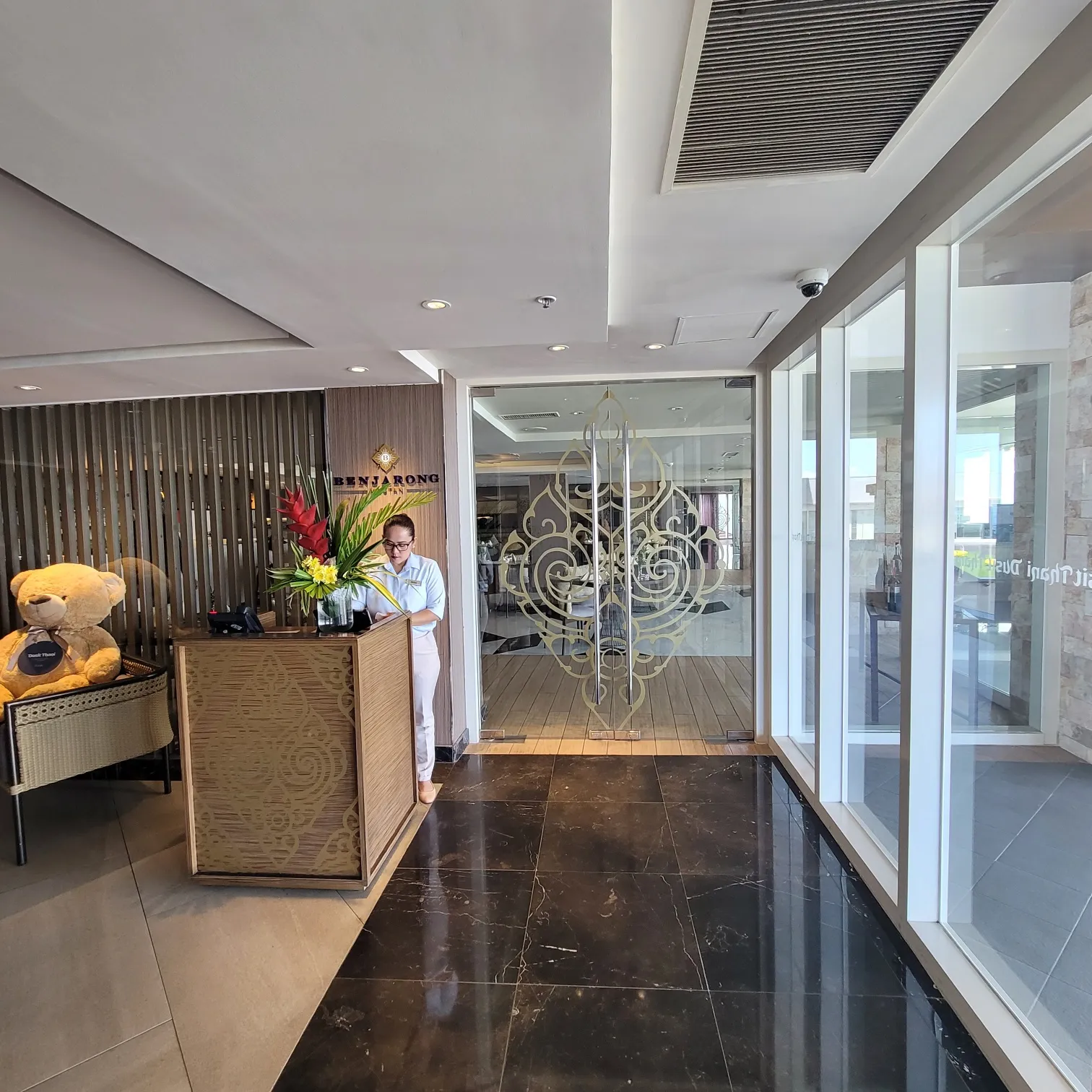 두짓타니 리조트 2층