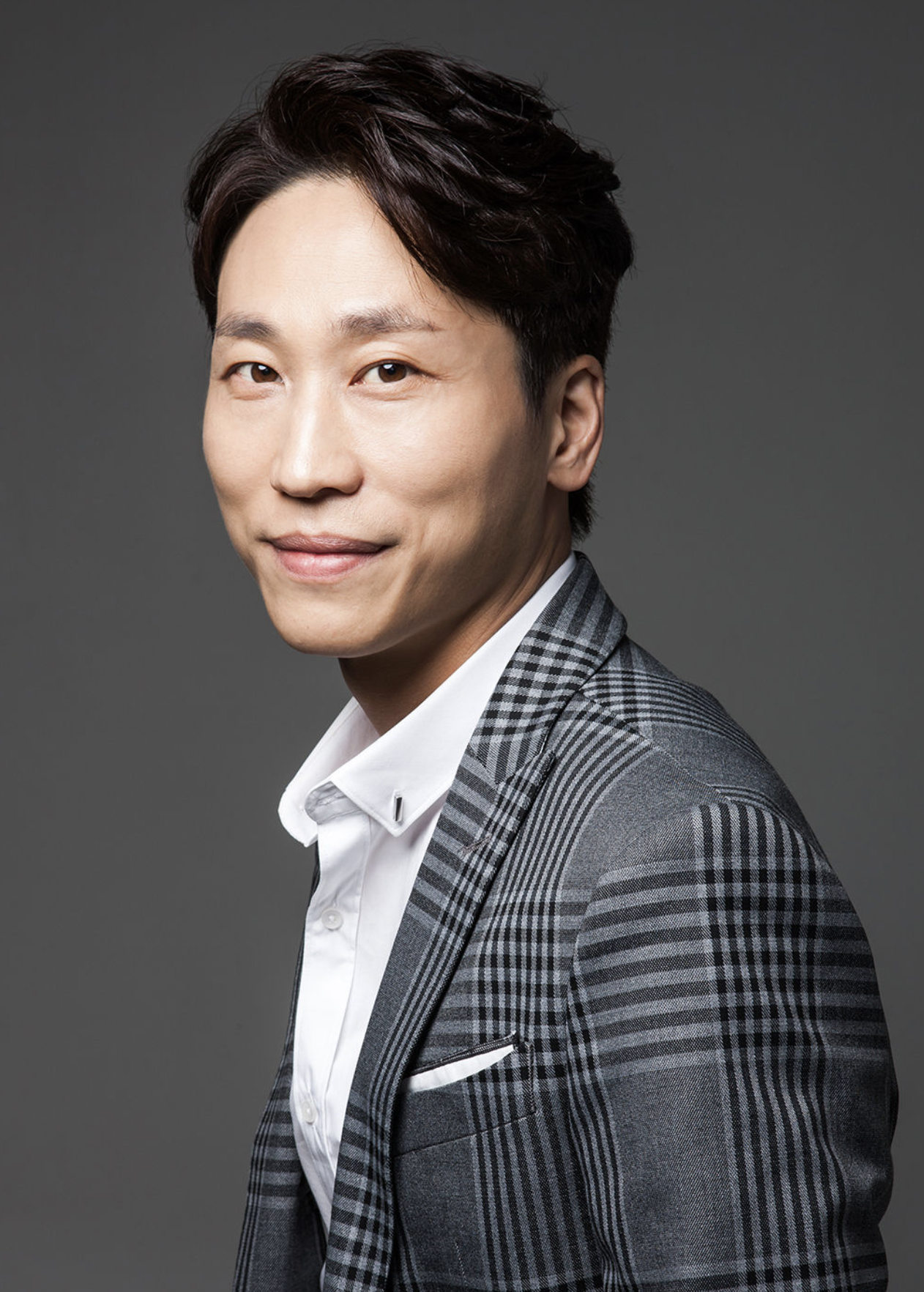 민성욱 외모