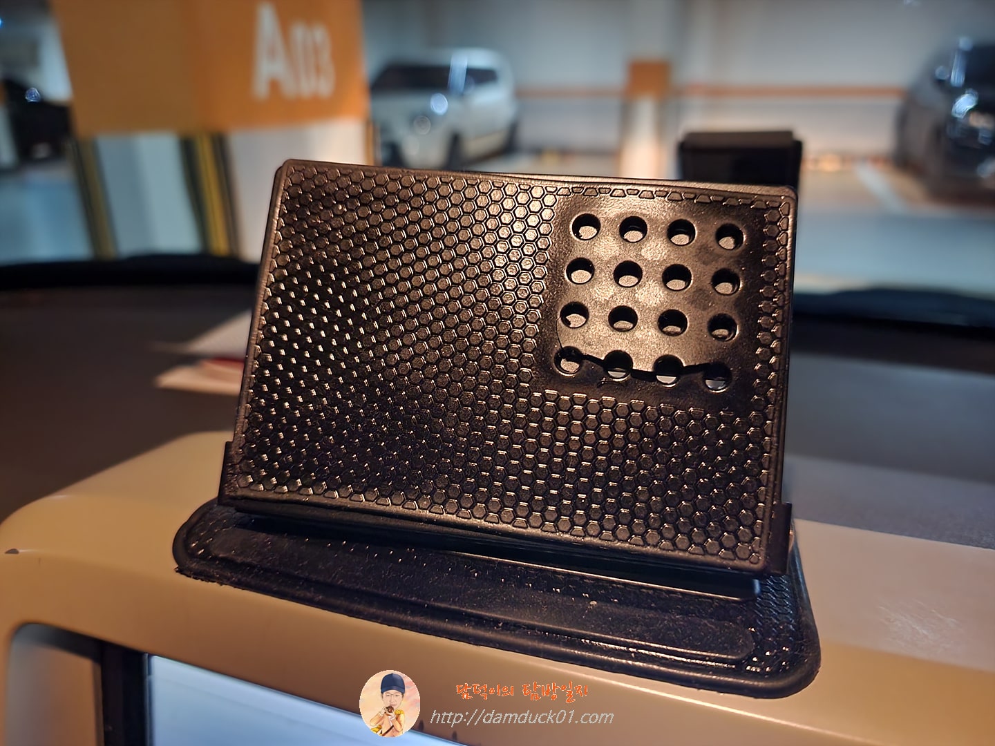 파보니 차량용 초강력 논슬립 휴대폰 거치대