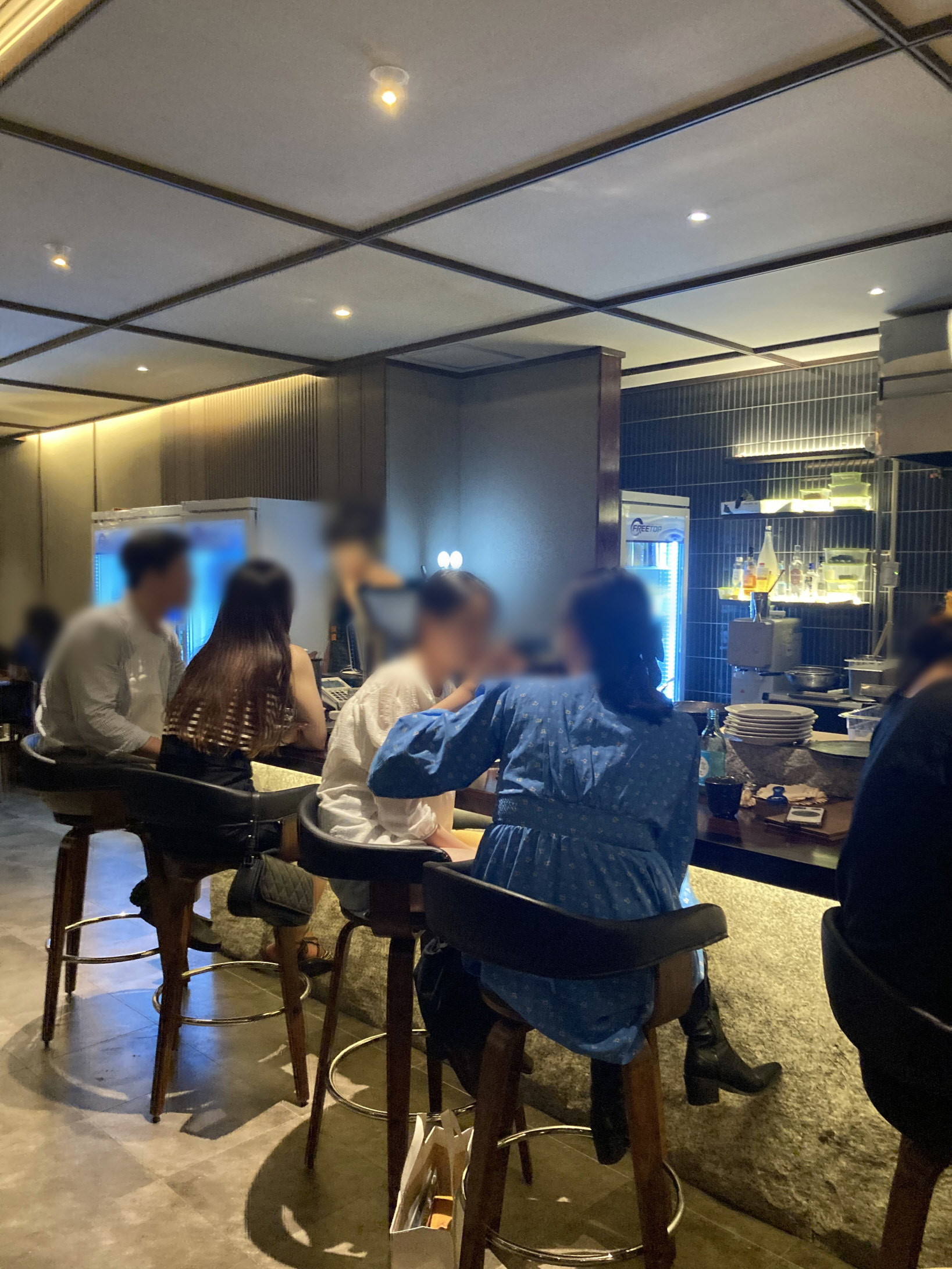 비스트로무진-매장