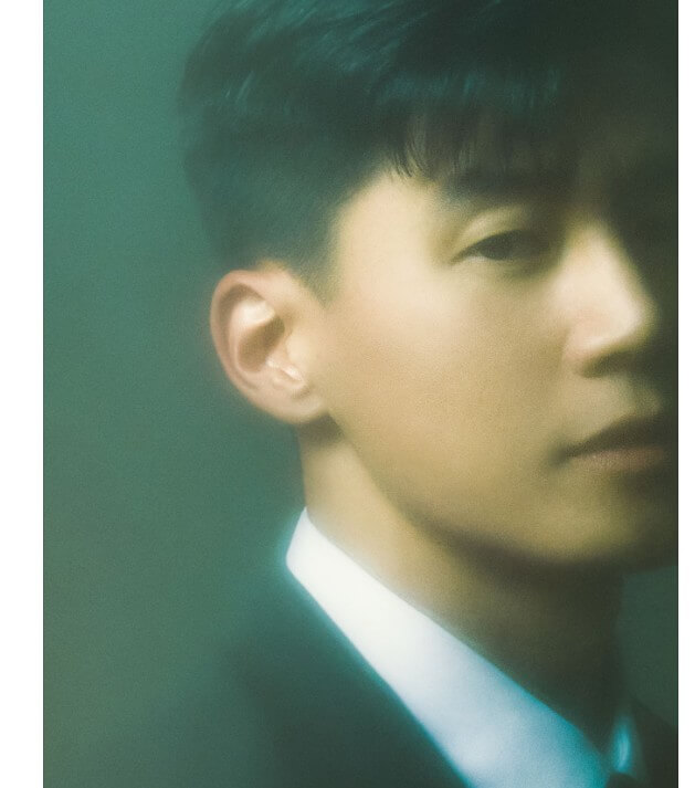 김무열 인물 포스터
