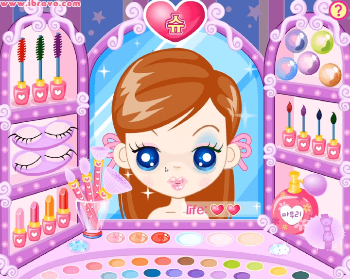 슈의-화장놀이-플래시게임-플레이2-브러쉬로-파란색-아이섀도우를-칠하는-화면