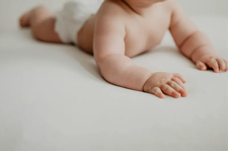 신생아 목가누는 시기 언제&amp;#44; 아기 목 가누기 몇 개월&amp;#44; 터미타임 시작 시기&amp;#44; 터미타임 효과&amp;#44; 신생아 터미타임 자세&amp;#44; 목 못가누는 아기 언제 병원&amp;#44; 신생아 목가누기
