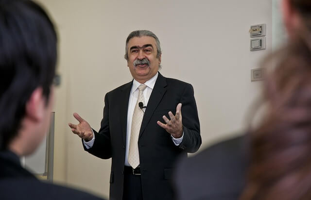 AI 시대 소외된 직업군 오프라인 학원 강사