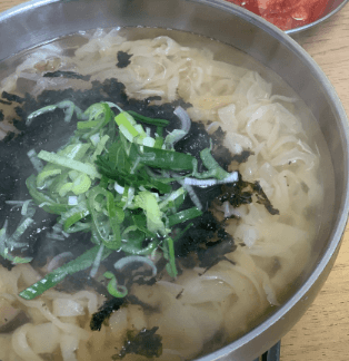 생방송 투데이 손칼국수 4,500원