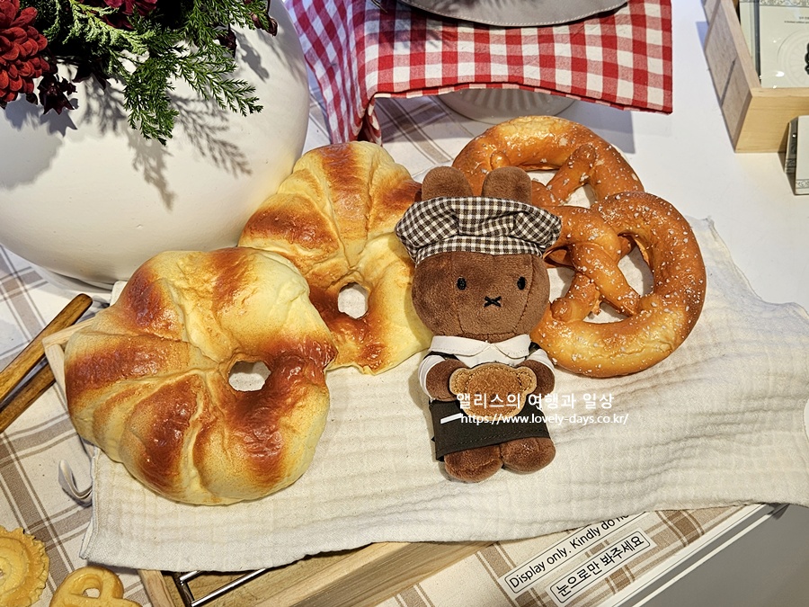 경주 미피스토어 웨이팅 찰보리스 찰보리빵 석굴암 가격