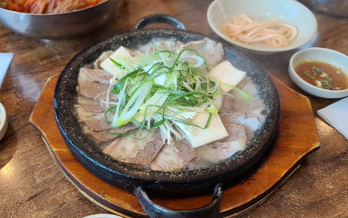 인천 송도 속초코다리냉면 시원한냉면 점심식사 송도맛집 코다리온육수 대기시간 코다리냉면 수육