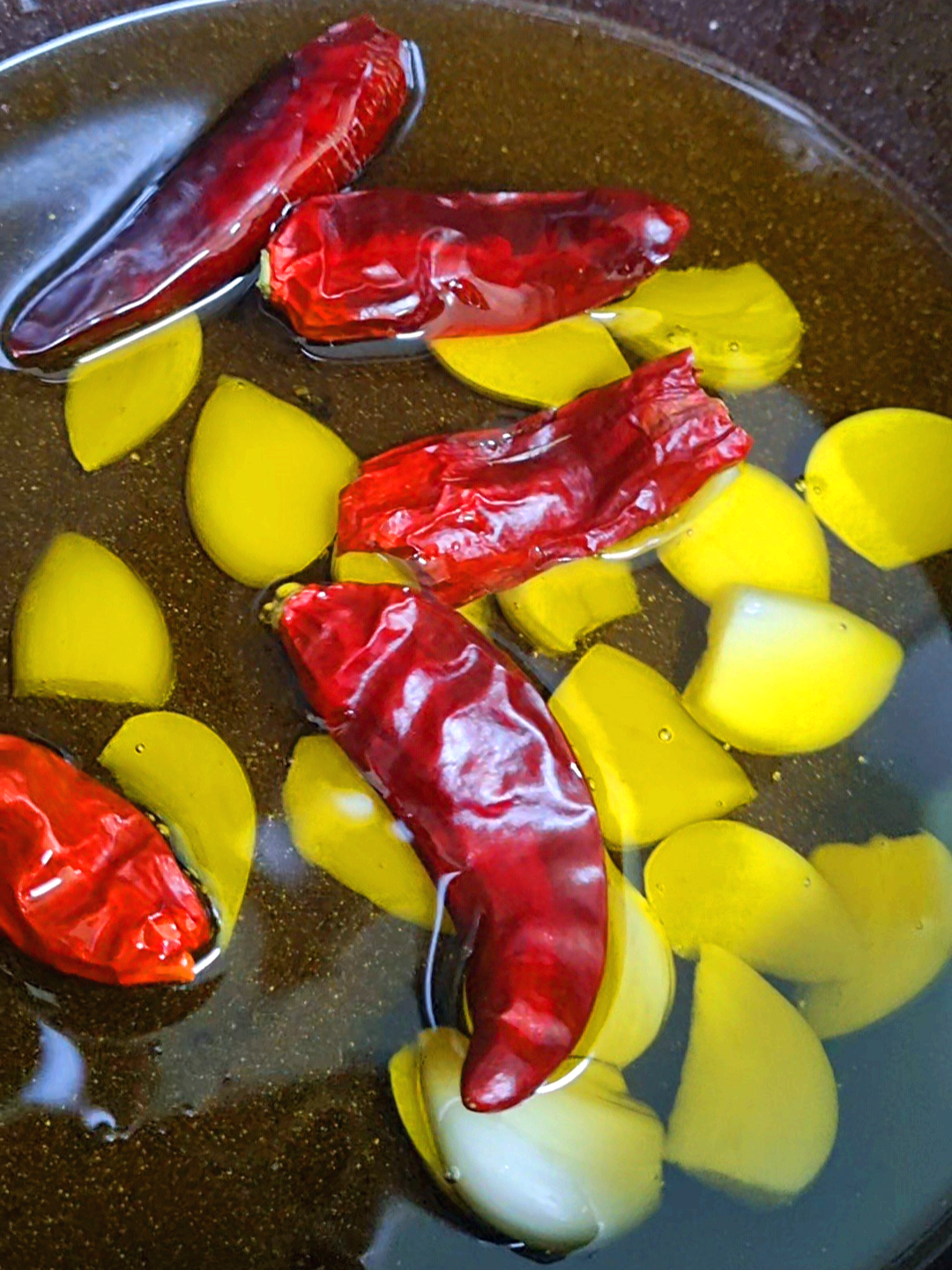 달콤함이 2배! 고구마 새우 감바스 만들기 레시피