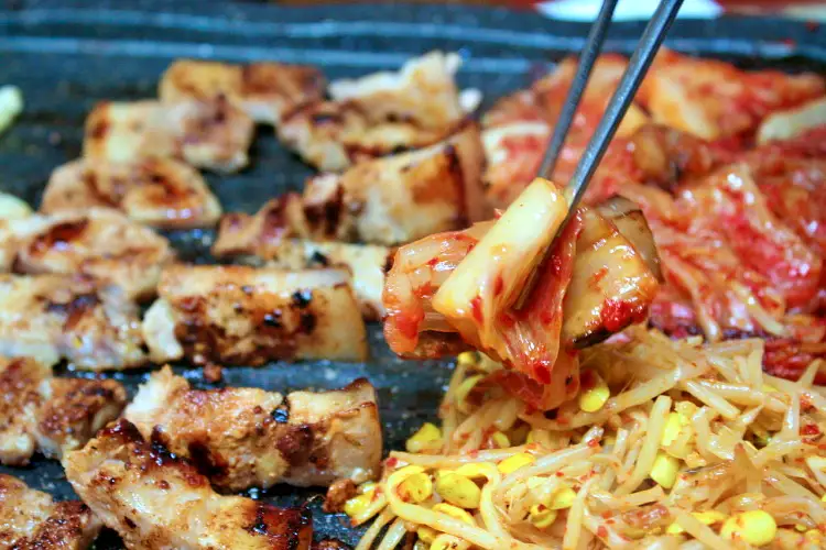 네모세모 대구 동성로 맛집 레인보우 삼겹살, 통후추 삼겹살, 허브 냉꽃삼겹살 맛있는 식당
