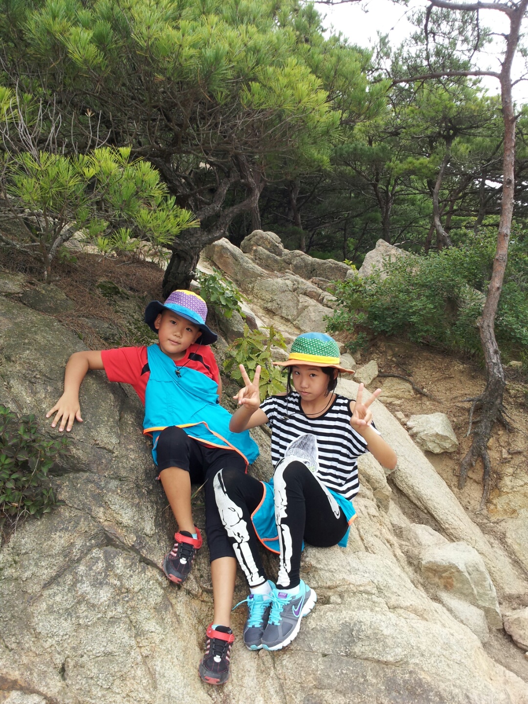 북한산(Bukhansan) 족두리봉에서 사모바위까지