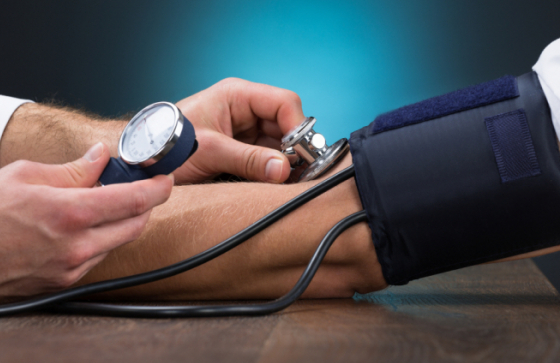 고혈압 뇌졸중 뇌혈관 예방법 고혈압관리 뇌혈관질환 혈압약 혈압측정방법 저염식 유산소운동 건강관리 혈관건강