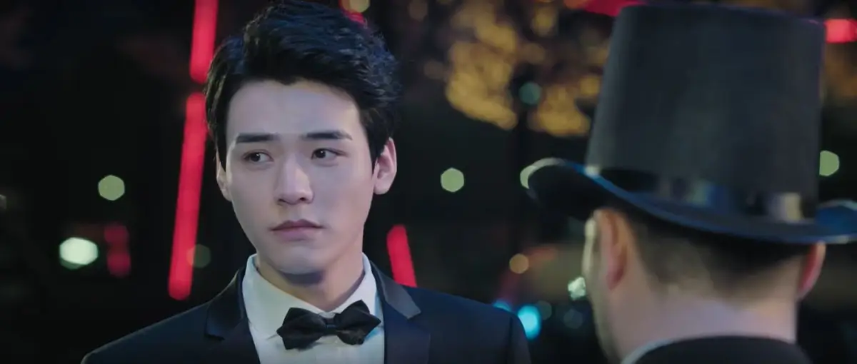 나비넥타이에-수트-공준-간견미도적니