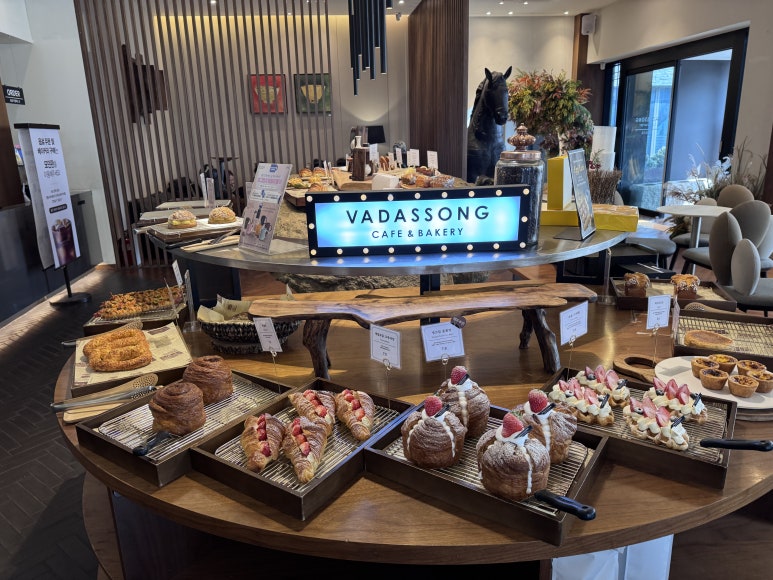 송도 대형 베이커리 카페 바다쏭