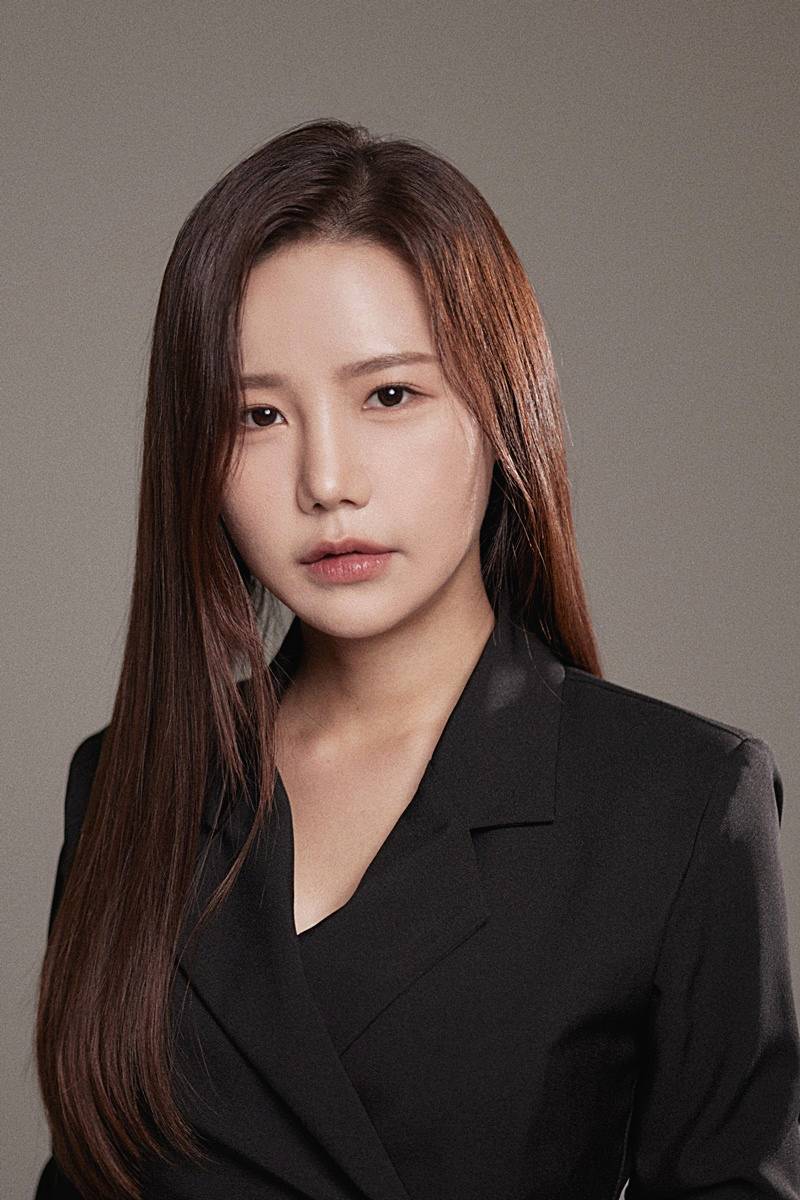 가수-송하예