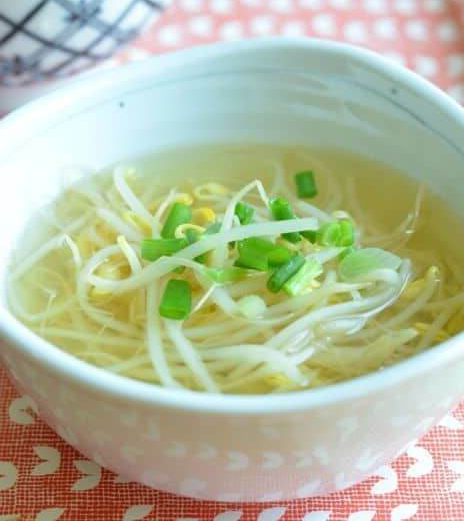 위내시경 후 자극적인 음식 피하기 콩나물 국