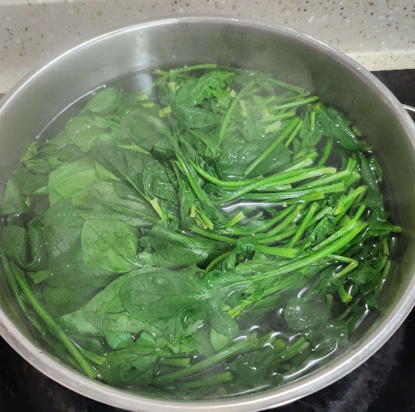 시금치나물레시피