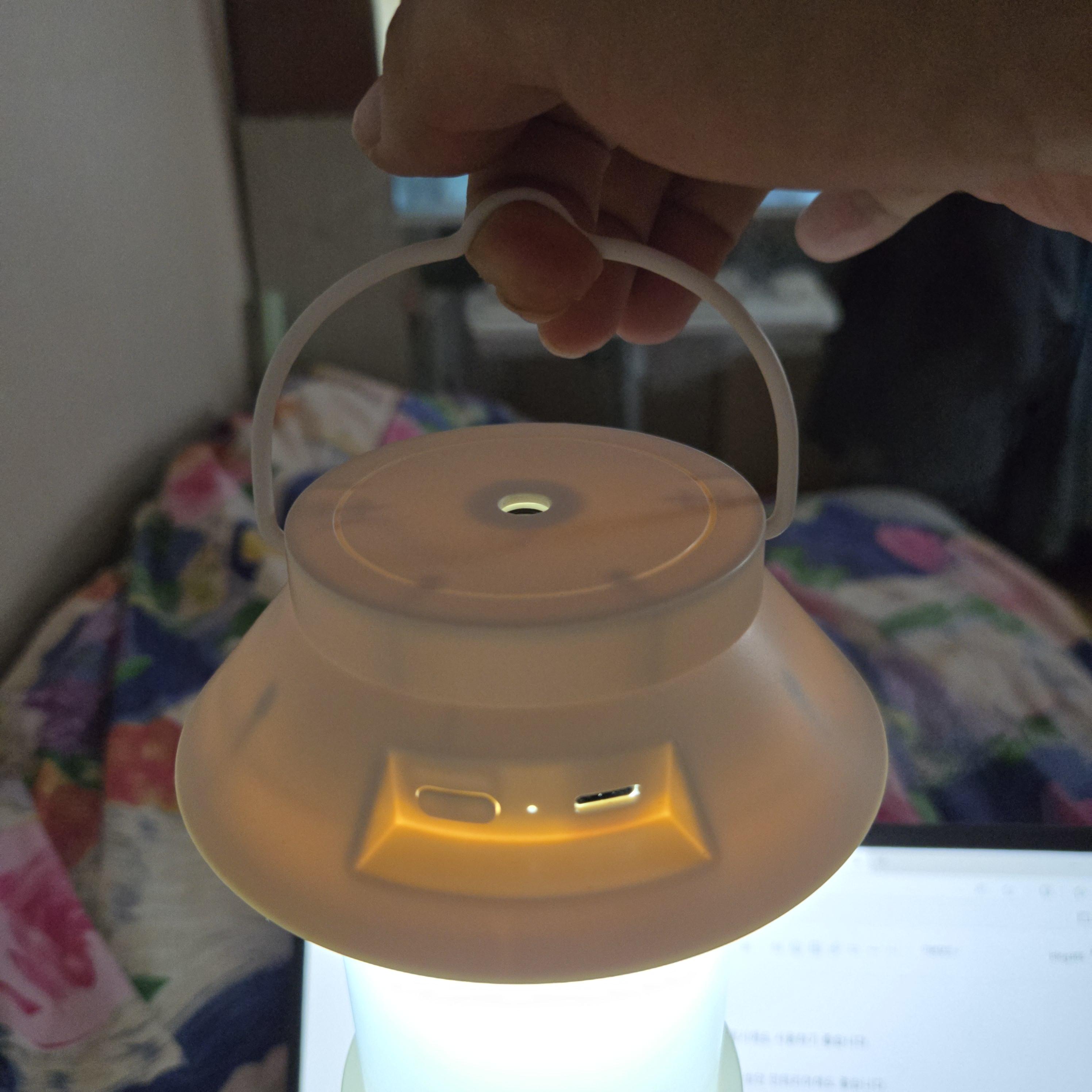 디센느 미니 가습기 무선 led 무드등 손잡이 사진