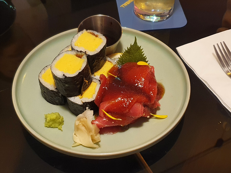 참치회와-계란김밥