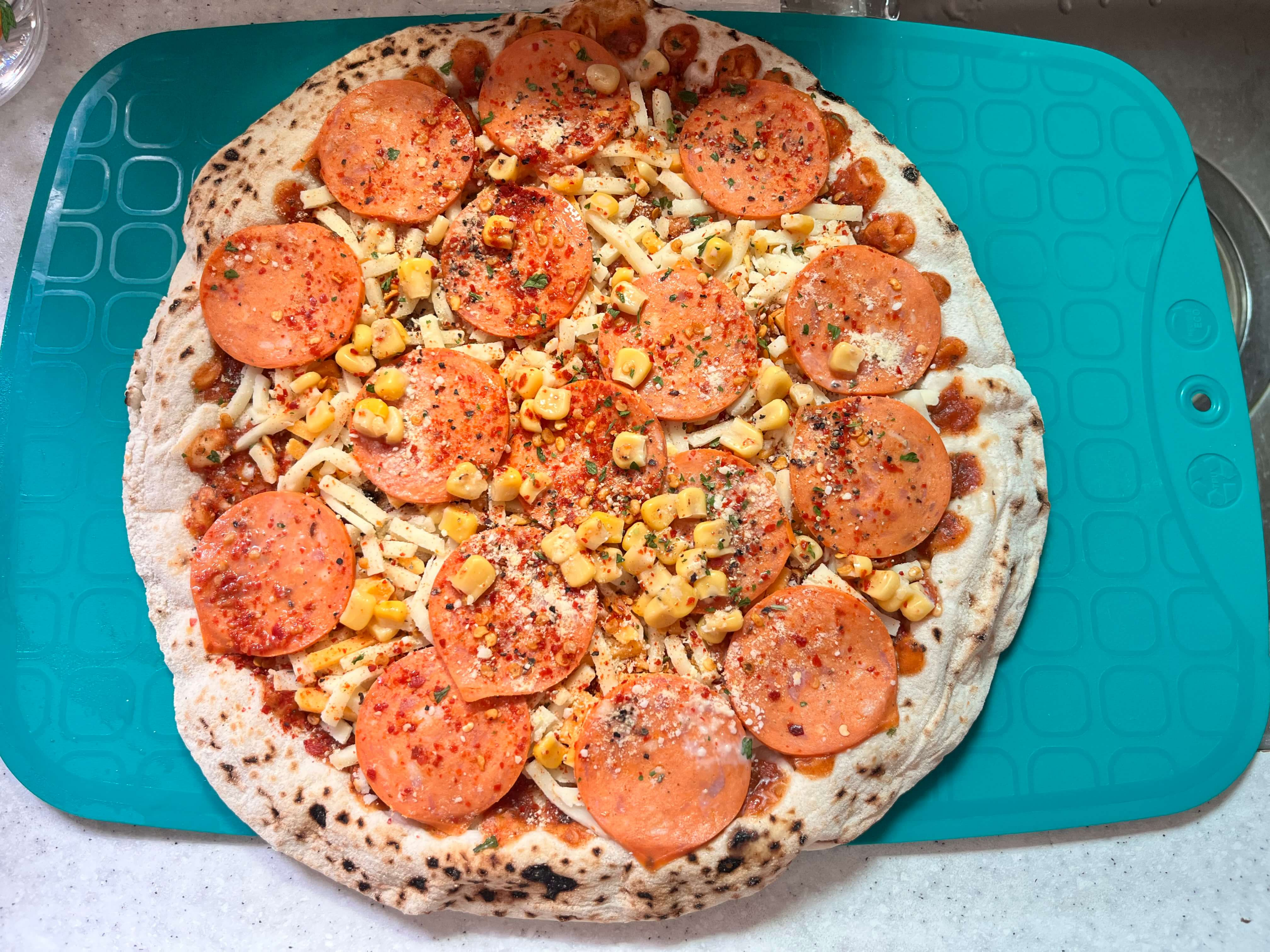 우주인화덕피자 핫페퍼로니