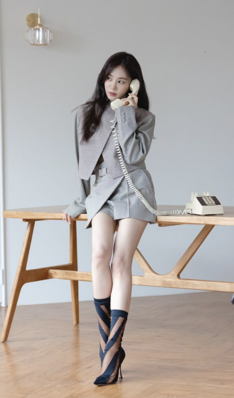한지은 각선미