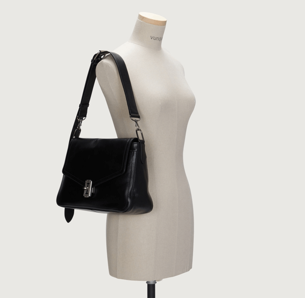 우연일까 1회 김소현 가방