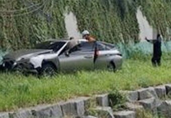 골프 코스 근처의 사고 현장