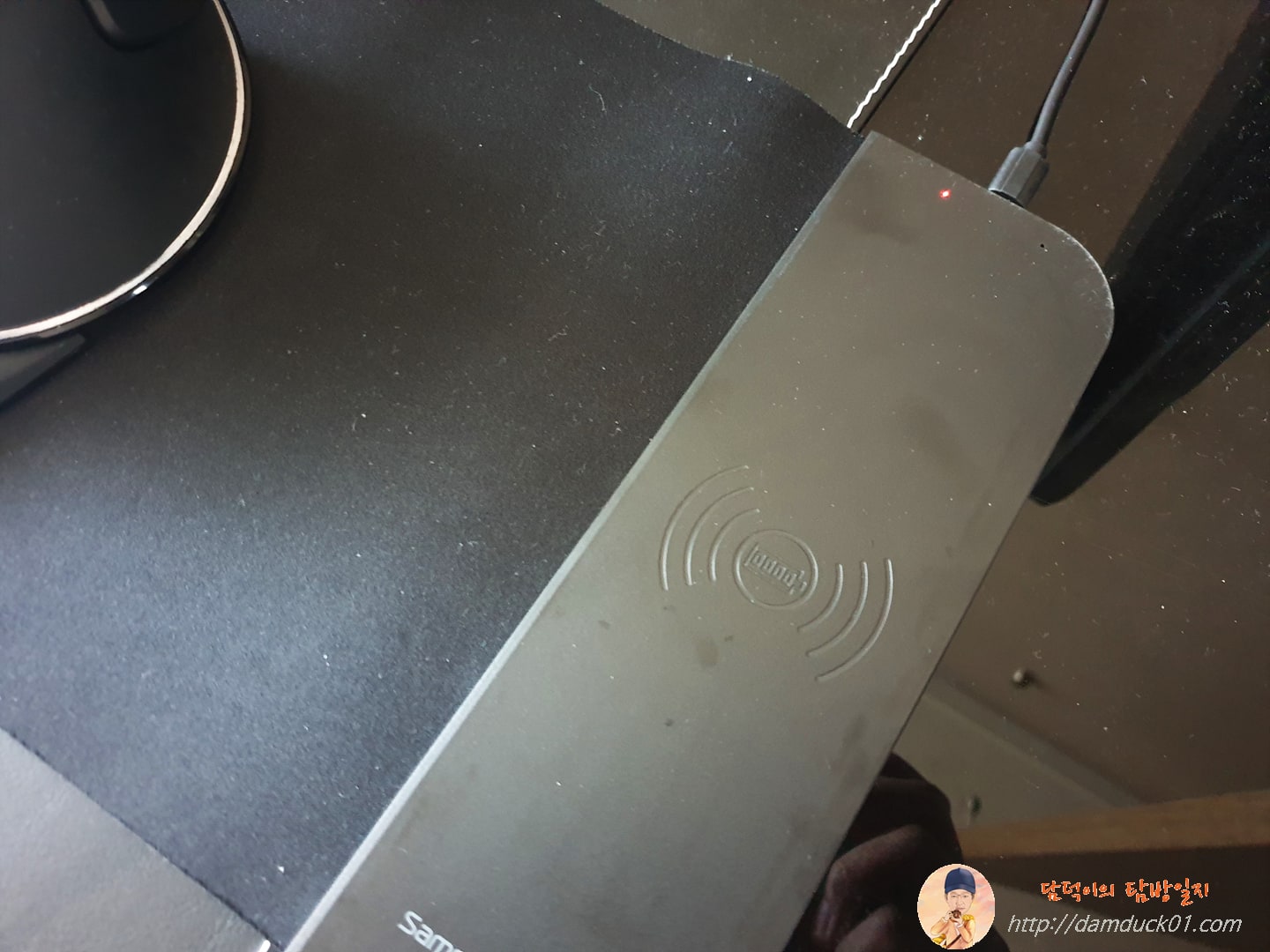 무선 충전 마우스 패드 WCPAD 전원 ON