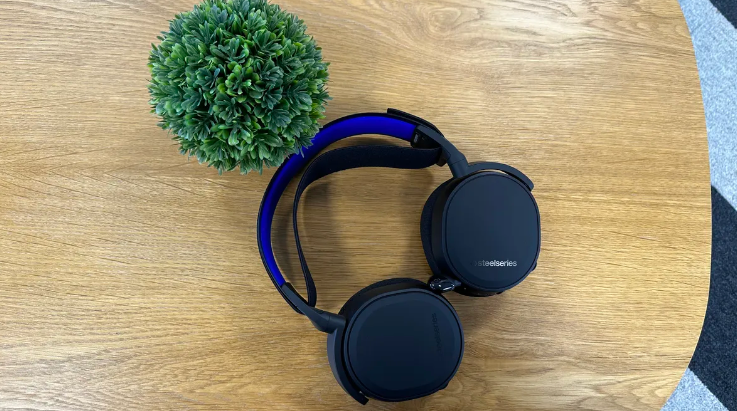 1. 스틸시리즈 아크티스 7P+ 무선