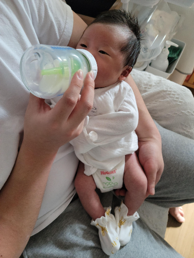 월령별 아기 수유 시간과 횟수, 수유 간격 이해하기