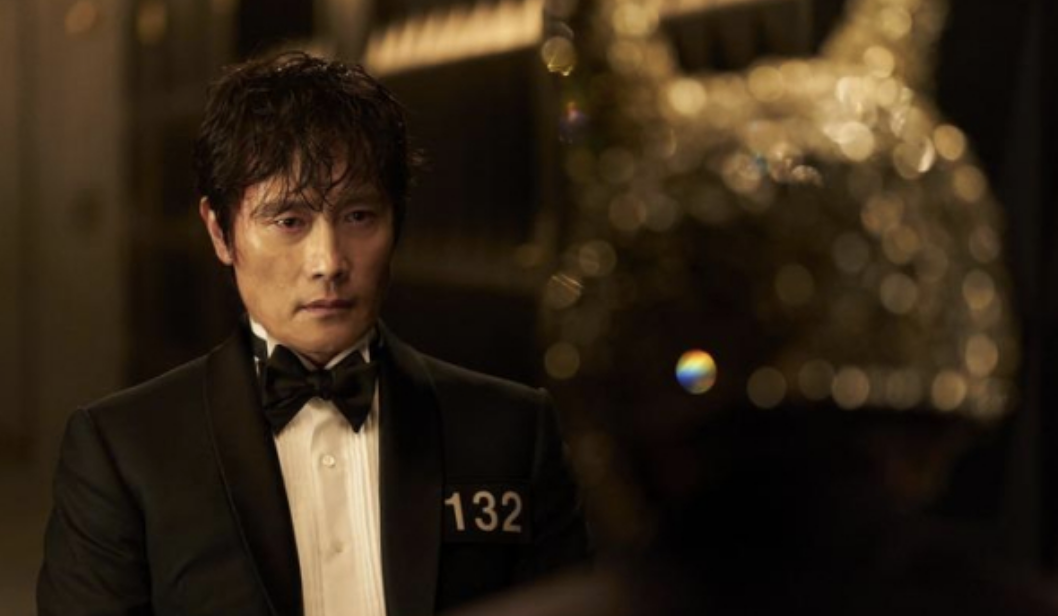 호스트의 그 장면 왜 넣은건가?