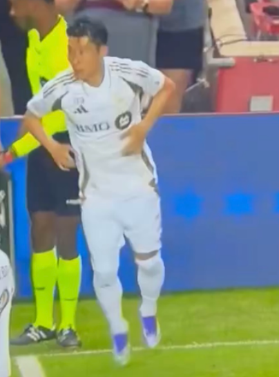 손흥민 선수의 모습