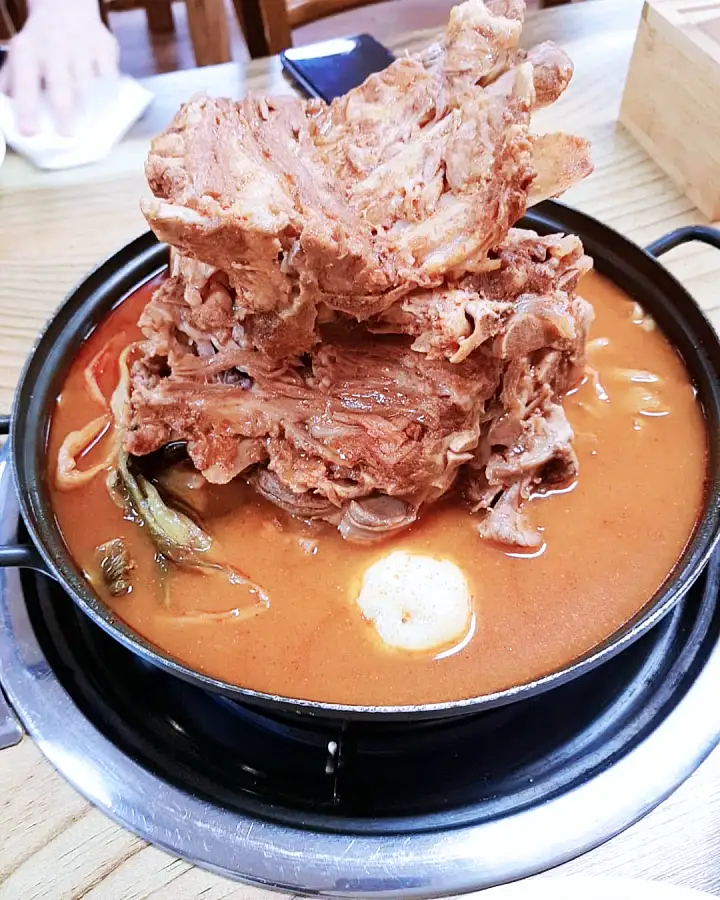 생방송오늘저녁 평택 소사벌 뼈다귀 감자탕 끝판왕 산더미 뼈탑 전골 맛집 추천