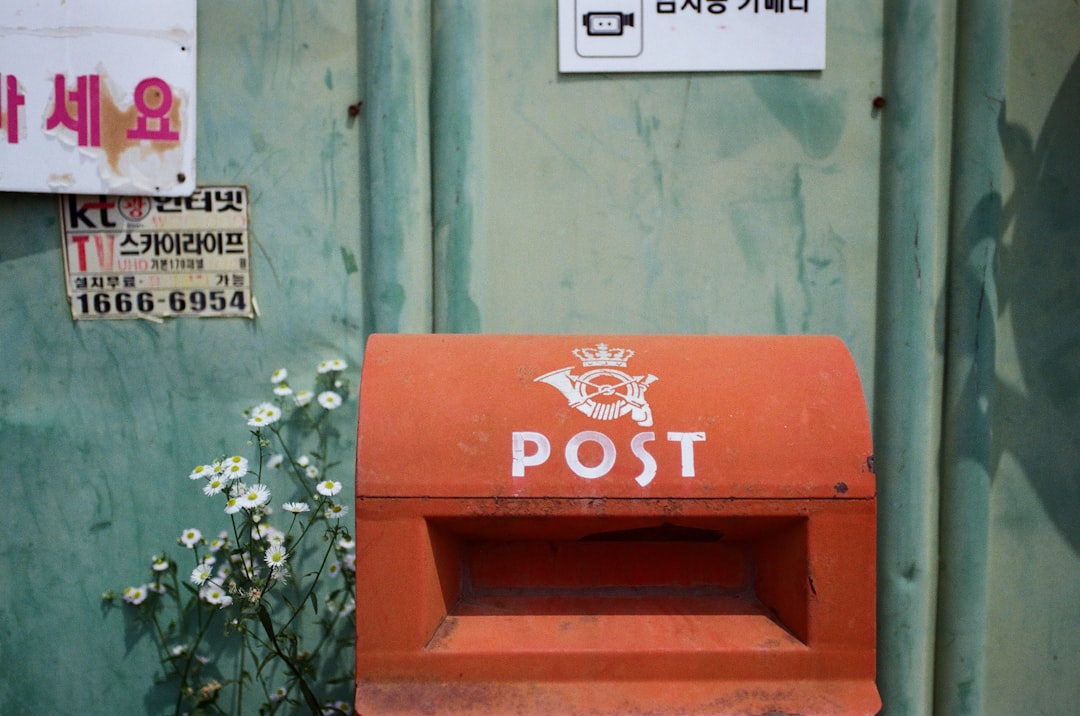 Post.