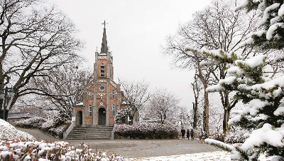 충남 겨울 명소 추천, 연말 분위기 가득한 빛·바다·성당 명소 4곳