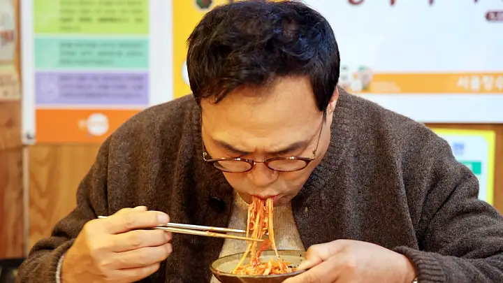 이만기 동네한바퀴 홍어 비빔국수 스마일 부부 호박 단맛 국수 광주 광역시 맛집 소개