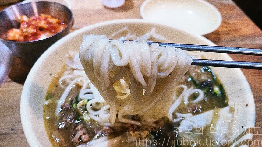 명동교자-칼국수-면-2