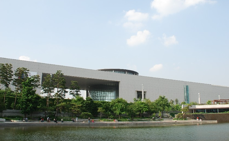 국립중앙박물관