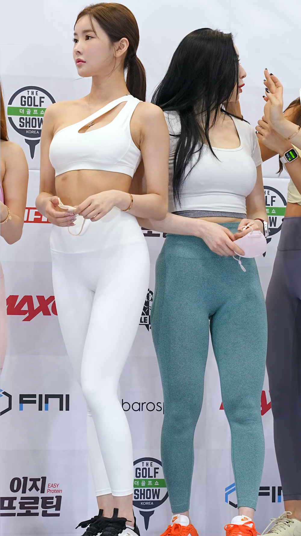 신새롬 피트니스 모델 흰색 레깅스 몸매